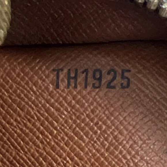 LOUIS VUITTON Amazon Crossbody Shoulder Bag Monogram Leather BN - Picture 10 of 16